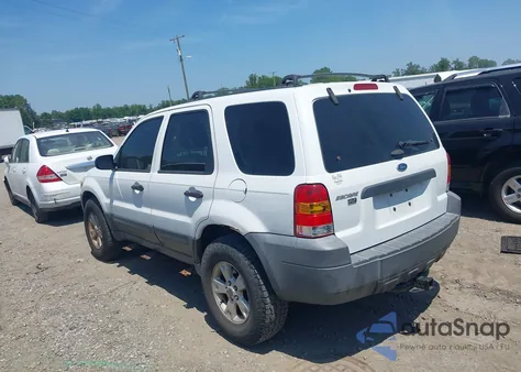 2005 Ford Escape Xlt from USA, damaged, VIN 1FMYU93195KA56736